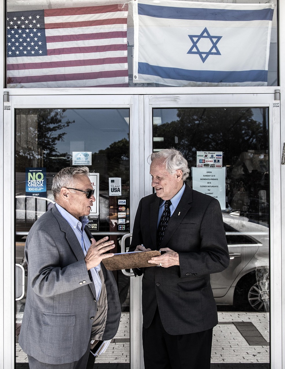 discover key insights and strategies on leadership to inspire, motivate, and effectively guide teams toward success. explore tips, qualities, and the latest trends in effective leadership today.